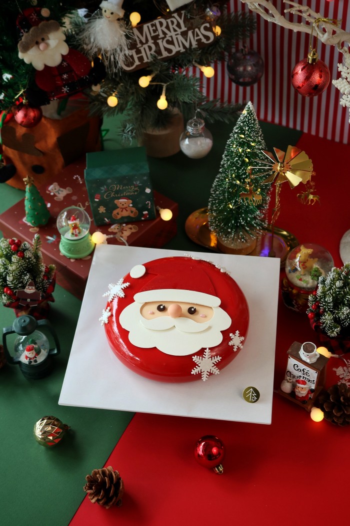 Santa Claus  Christmas Entremet Cake