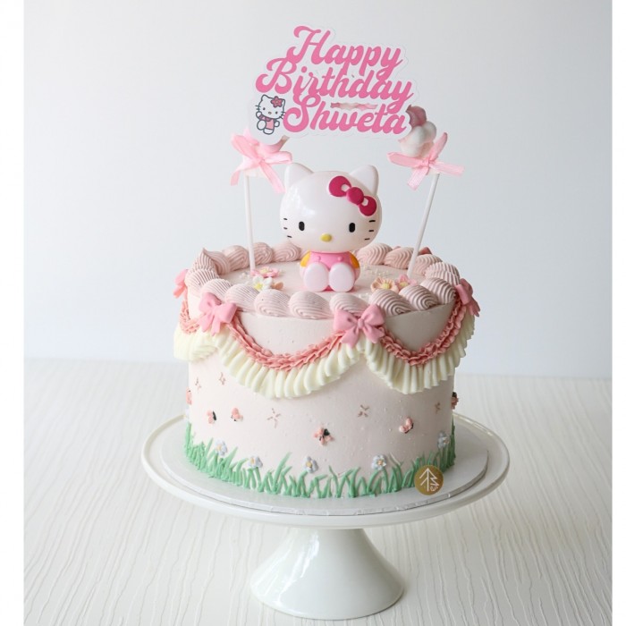 Hello Kitty Vintage Cake (Garden Theme)