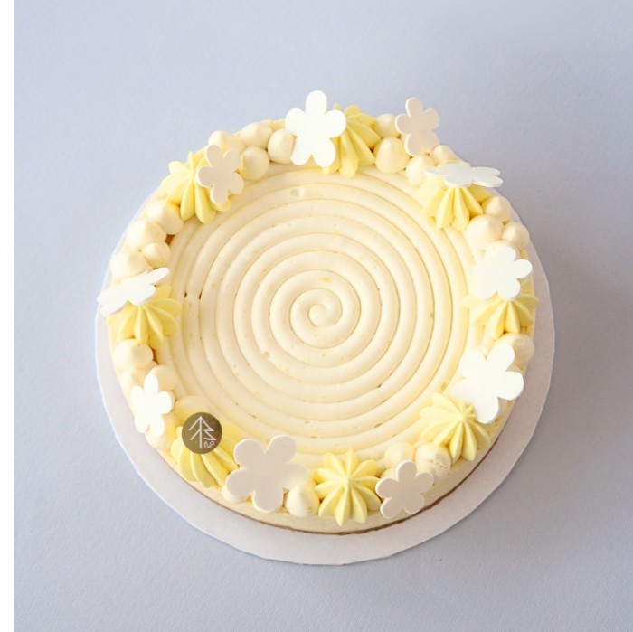 French Lemon Cheesecake